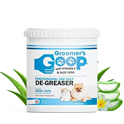 Groomer's GOOP Pet De-Greaser with Vitamin E and Aloe Vera - Degreaser Cream for Dogs, Puppy, Cat, and Kitten - Oil and Stain Remover for Pets Fur and Coat - 28oz